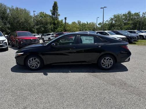 2025 Hyundai ELANTRA HEV Blue