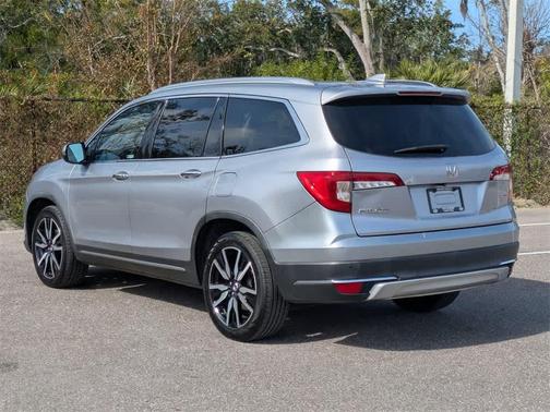 2020 Honda Pilot Touring 8-Passenger