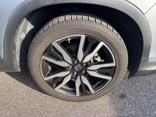 2020 Honda Pilot Touring 8-Passenger