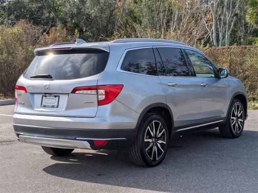 2020 Honda Pilot Touring 8-Passenger
