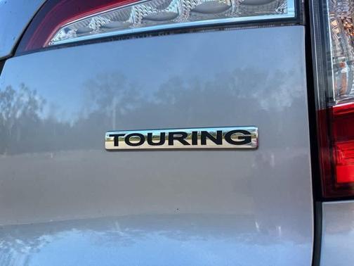 2020 Honda Pilot Touring 8-Passenger