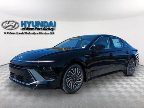 Abyss Black 2026 Hyundai SONATA Hybrid SE