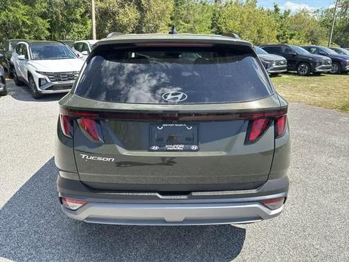 2025 Hyundai TUCSON SEL