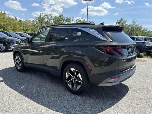 2025 Hyundai TUCSON SEL