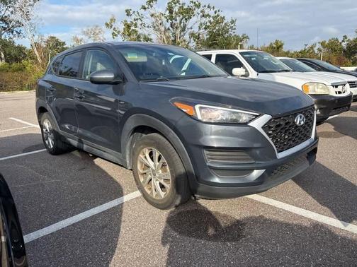 2021 Hyundai TUCSON SE