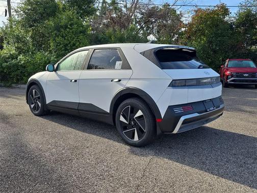 2026 Hyundai IONIQ 5 SEL