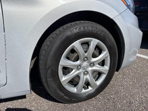 2014 Hyundai Accent GS