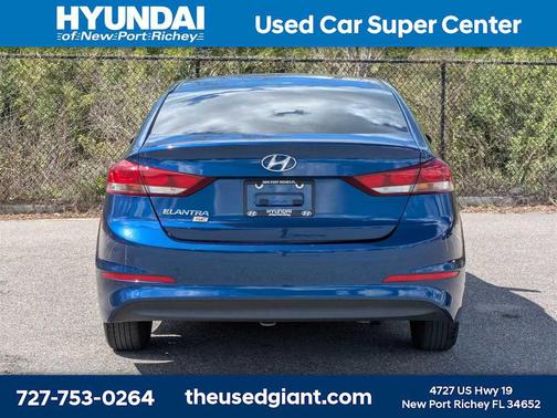 2018 Hyundai ELANTRA SE