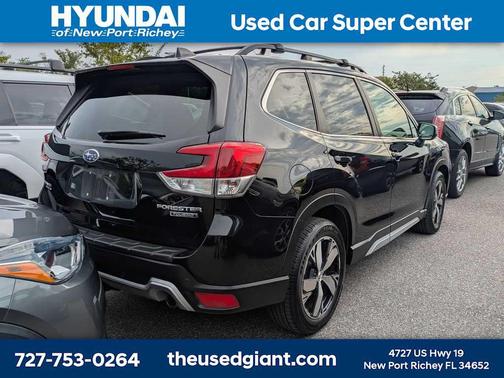Crystal Black Silica 2020 Subaru Forester Touring