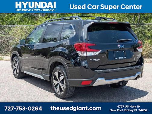 Crystal Black Silica 2020 Subaru Forester Touring