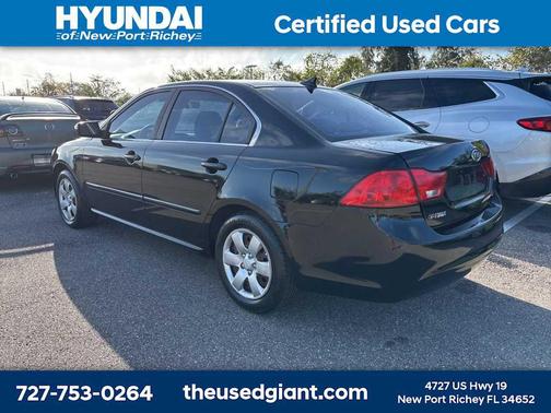 2010 Kia Optima LX