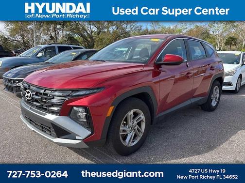 2025 Hyundai TUCSON SE