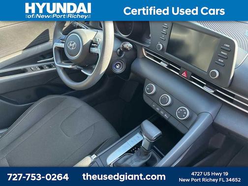 2021 Hyundai ELANTRA SE