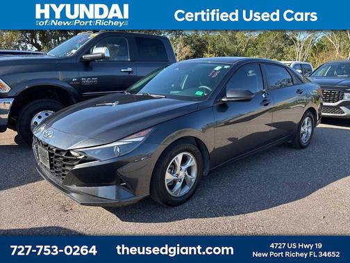 2021 Hyundai ELANTRA SE