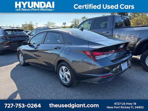 2021 Hyundai ELANTRA SE