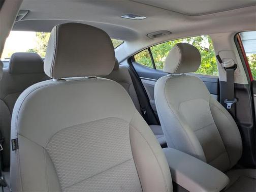 2020 Hyundai ELANTRA Value Edition