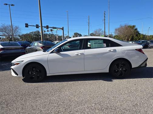 2026 Hyundai ELANTRA Sport