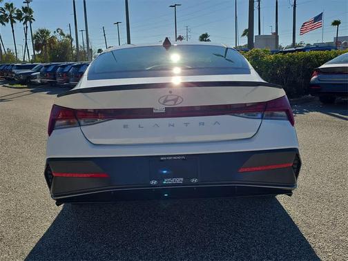 2026 Hyundai ELANTRA Sport