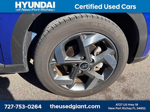 2024 Hyundai VENUE SEL