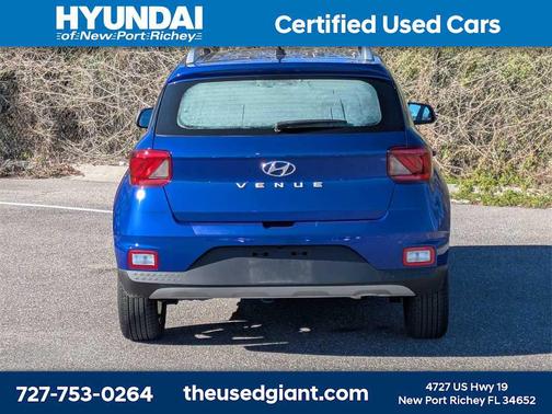 2024 Hyundai VENUE SEL