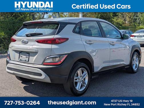 2022 Hyundai KONA SE