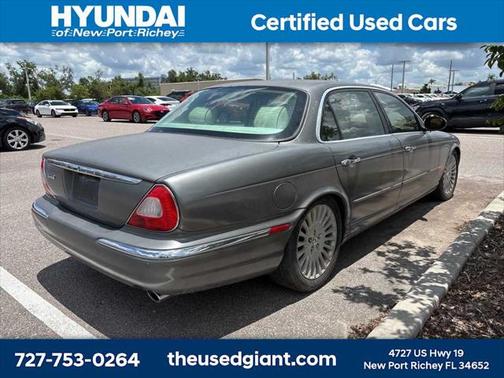 2005 Jaguar XJ Vanden Plas
