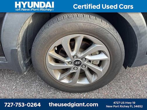 2016 Hyundai TUCSON SE