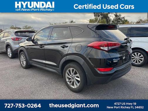 2016 Hyundai TUCSON SE
