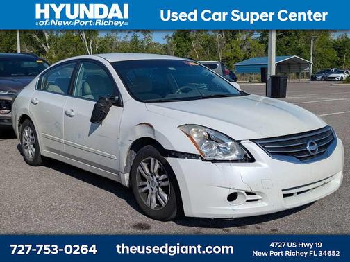 Winter Frost Pearl 2010 Nissan Altima 2.5 S