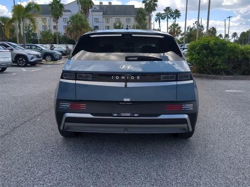2026 Hyundai IONIQ 5 SE Standard Range