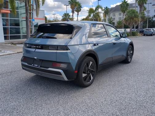 2026 Hyundai IONIQ 5 SE Standard Range