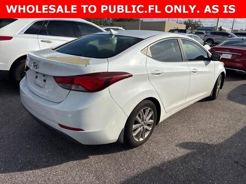 2015 Hyundai ELANTRA SE