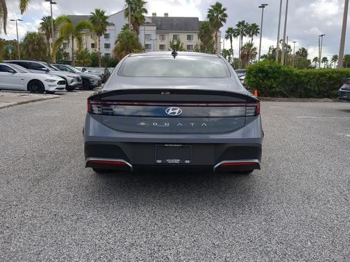 2026 Hyundai SONATA SE