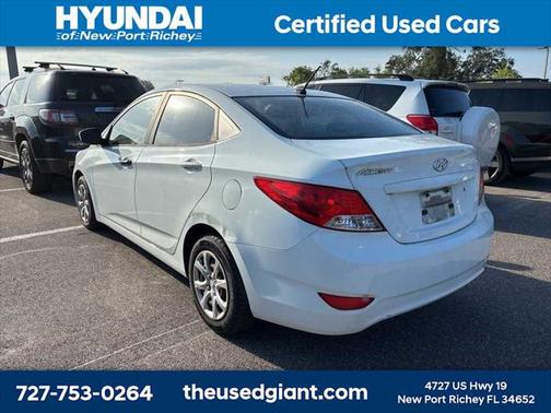 2013 Hyundai Accent GLS