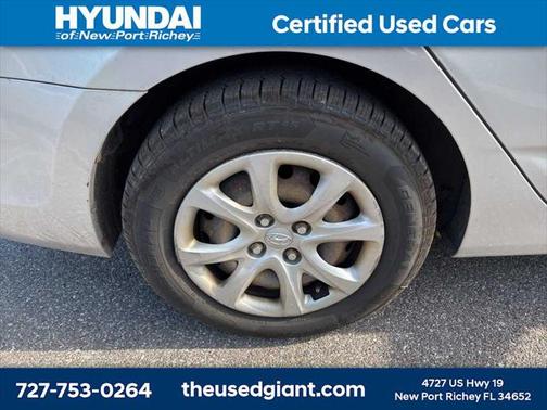 2012 Hyundai Accent GLS