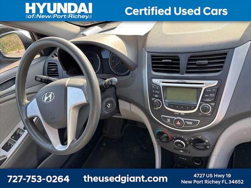 2012 Hyundai Accent GLS