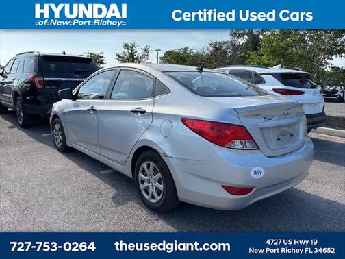 2012 Hyundai Accent GLS