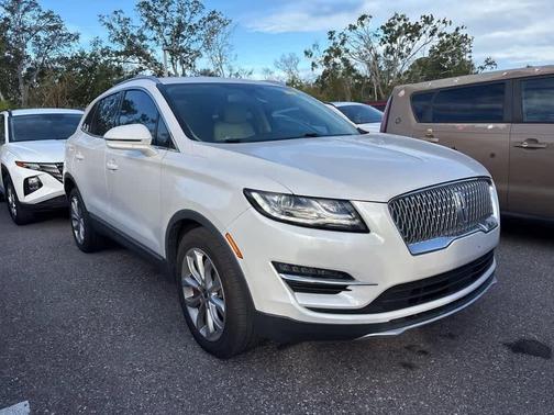 2019 Lincoln MKC Select