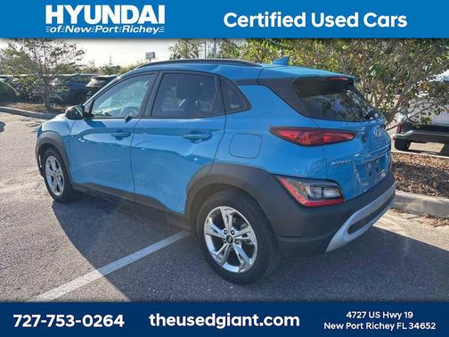 2023 Hyundai KONA SEL