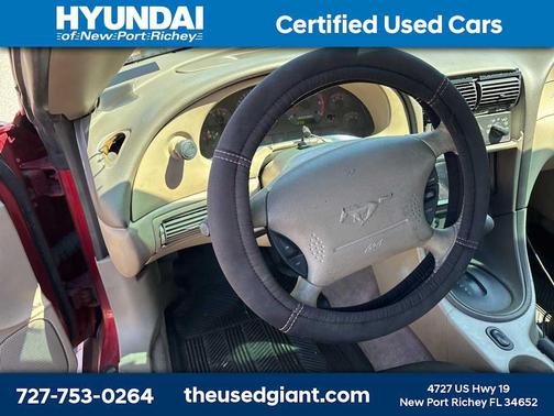 2004 Ford Mustang Base