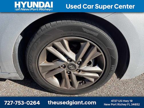 2019 Hyundai ELANTRA SEL