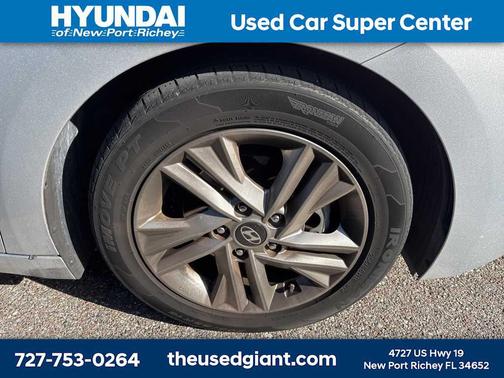 2019 Hyundai ELANTRA SEL