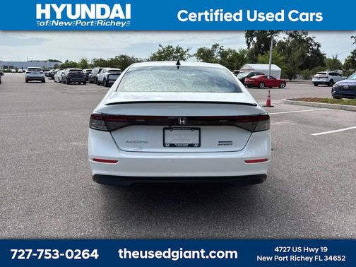 2023 Honda Accord Hybrid Base