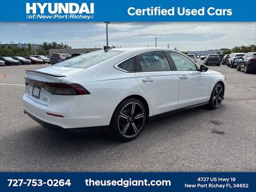 2023 Honda Accord Hybrid Base
