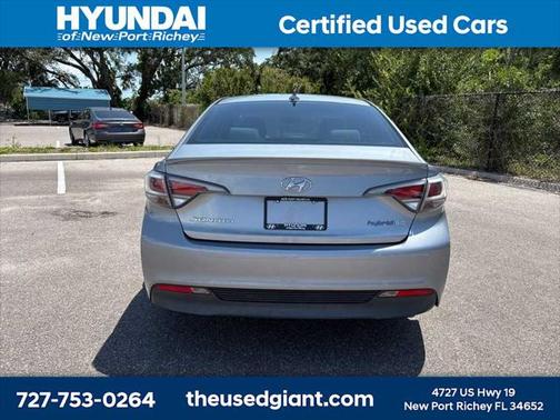 2016 Hyundai SONATA Hybrid SE