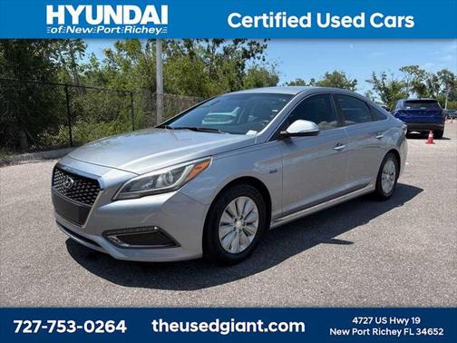 2016 Hyundai SONATA Hybrid SE