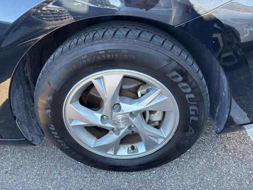 2021 Hyundai ELANTRA SE