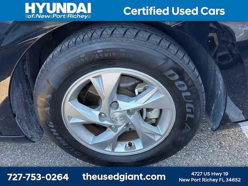 2021 Hyundai ELANTRA SE