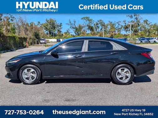 2021 Hyundai ELANTRA SE