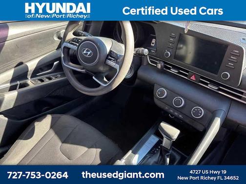 2021 Hyundai ELANTRA SE